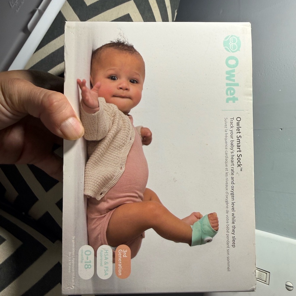 OWLET Smart baby sock 3rd Gen NEW monitor heart heartrate phone wifi health